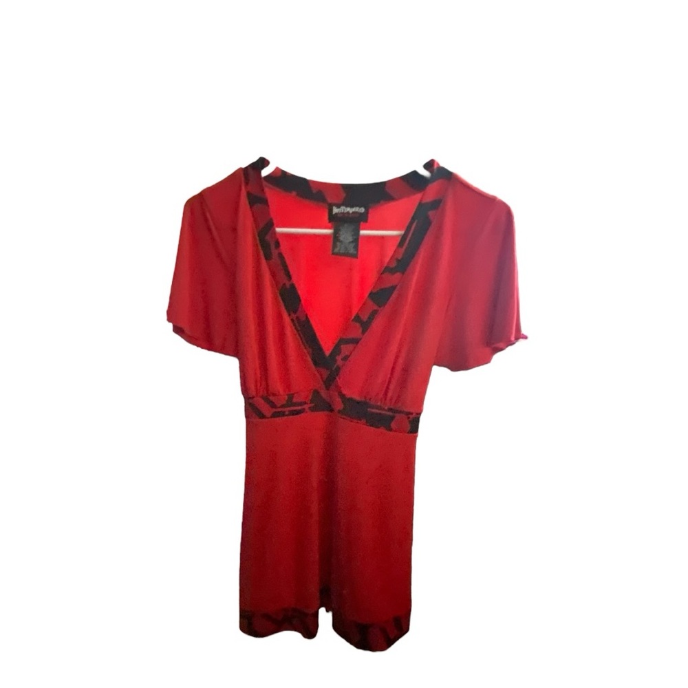 HotTempered Red and Black Chemise with Empire Waist - Picture 2 of 7